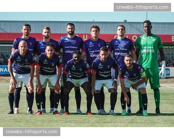 克莱蒙门将迪奥专访：谈论在密集低位防守体系中扮演的“清道夫”角色